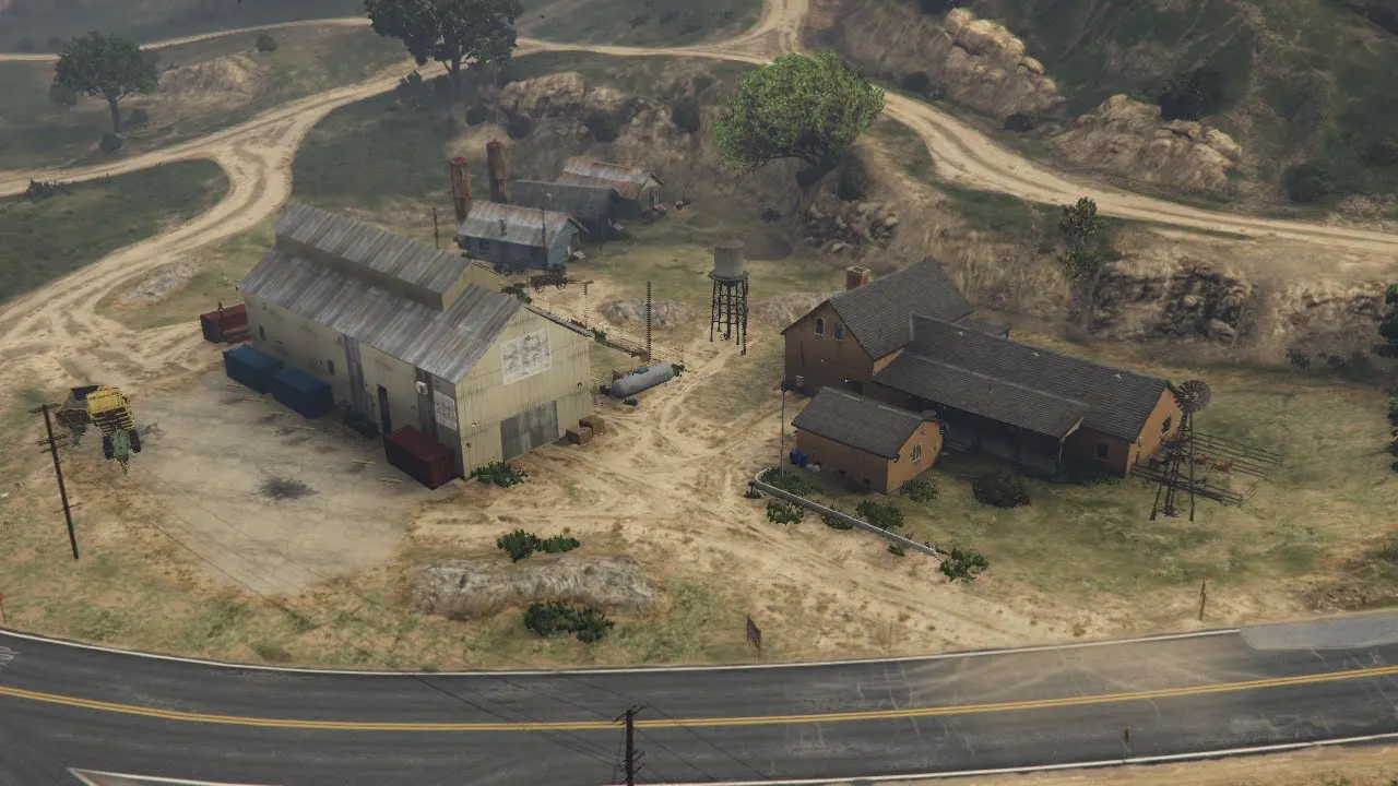 BroFX - Farmhouses